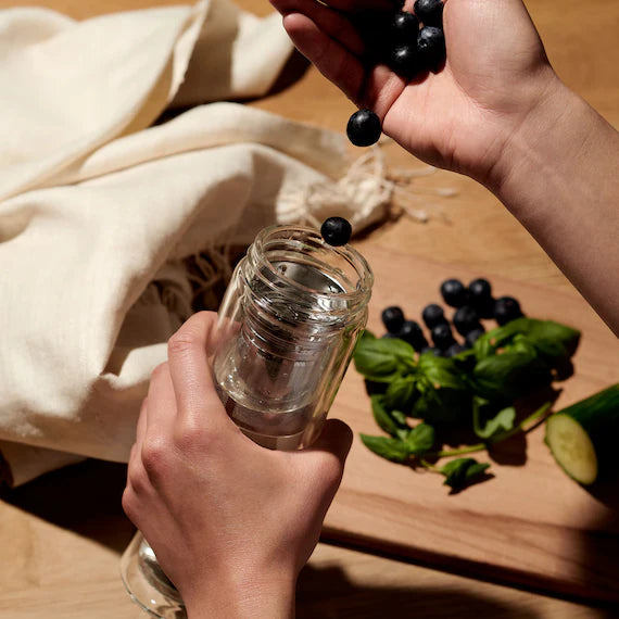 Dzukou Glass Infusion Bottle with Steel Infuser – 450 ml